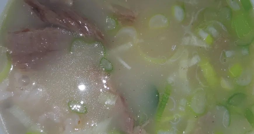 Gomtang || Beef Bone Soup, 牛骨汤, 牛骨湯, コムタン, 곰탕 Gomtang || Beef Bone Soup, 牛骨汤, 牛骨湯, コムタン, 곰탕