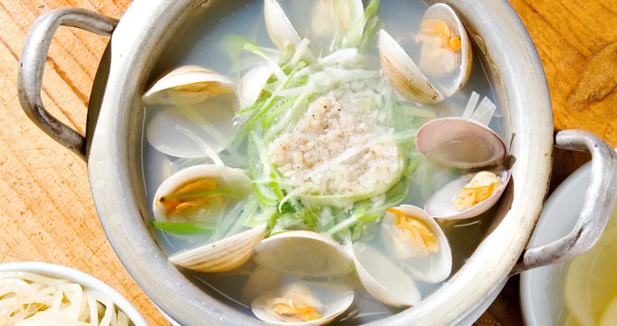 Jogaetang || Clam Stew, 蛤蜊汤, 蛤蜊湯, 貝スープ, 조개탕 :: k food.market
