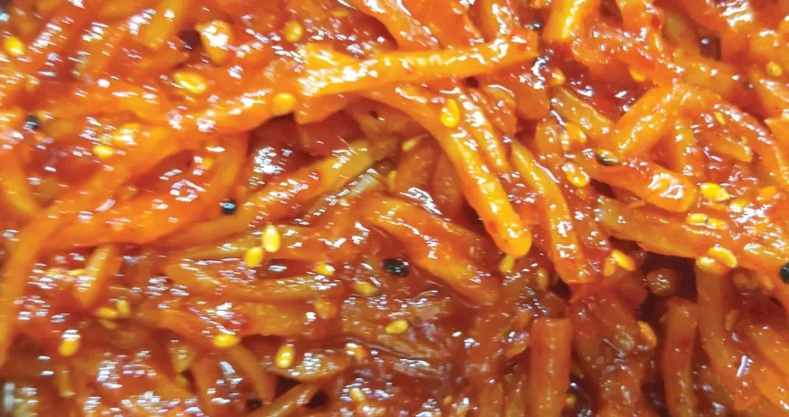 Ojingeochae Muchim || Seasoned Dried Shredded Squid, 炒干鱿鱼丝, 炒乾魷魚絲, 干しイカ炒め, 오징어채무침 Ojingeochae Muchim || Seasoned dried shredded squid, 오징어채무침