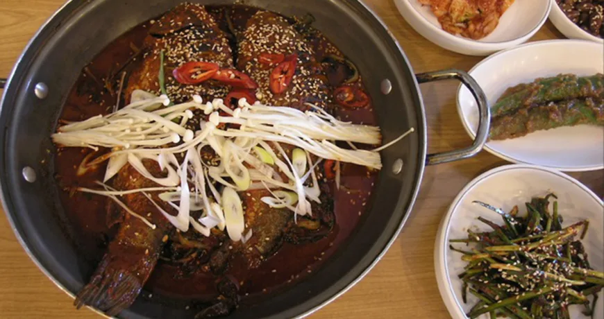 Bungeojorim || Braised Carp, 红烧鲫鱼, 燉鯽魚, フナの煮付け, 붕어조림
