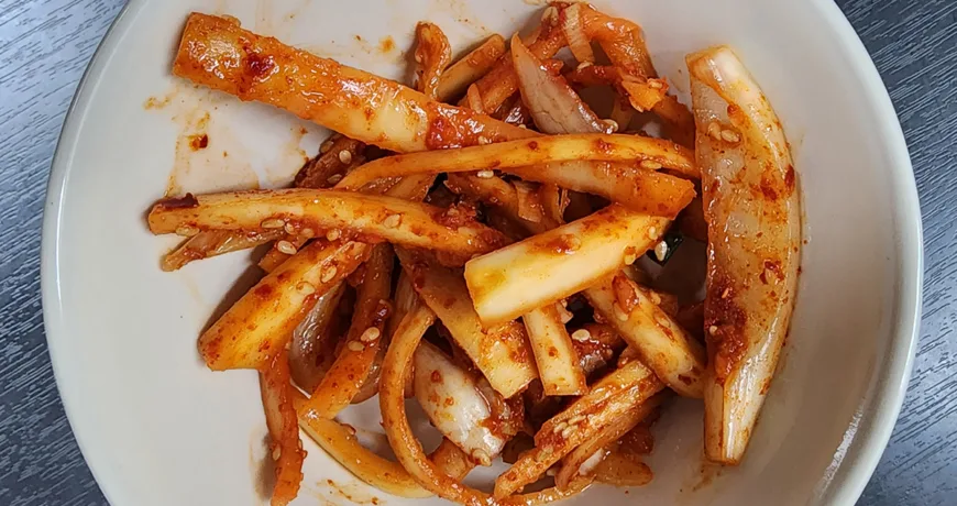 Dorajisaengchae || Bellflower Root Fresh Salad, 生拌桔梗, 生拌桔梗, 桔梗の根の和え物, 도라지생채 Dorajisaengchae || Bellflower Root Fresh Salad, 生拌桔梗, 生拌桔梗, 桔梗の根の和え物