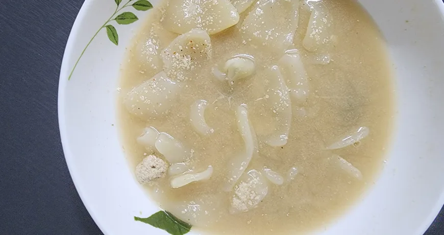 Deulkkaesujebi || Hand pulled Dough in Perilla Seed Soup, 紫苏籽面片汤