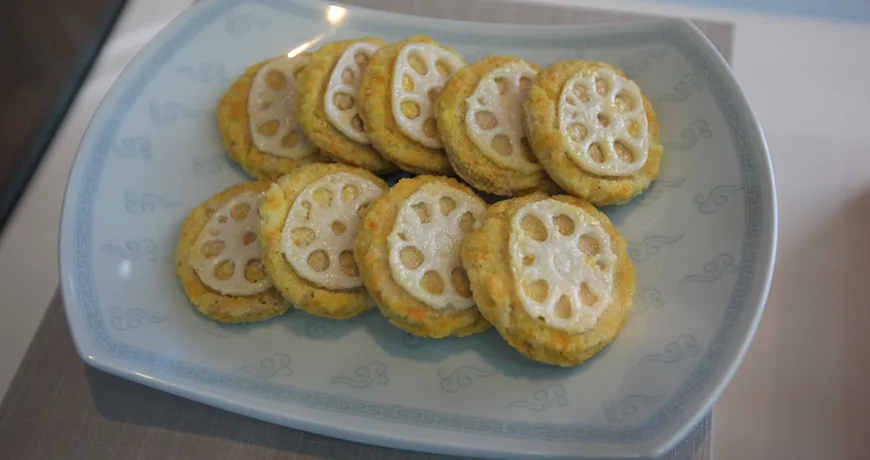 Yeongeunjeon || Pan fried Battered Lotus Roots, 香煎莲藕, 香煎蓮藕, れんこん天ぷら, 연근전 Yeongeunjeon || Pan fried Battered Lotus Roots, 香煎莲藕, 香煎蓮藕, れんこん天ぷら