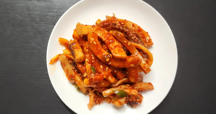 Ojingeochomuchim || Sweet and Sour Squid Salad, 醋拌鱿鱼, 醋拌魷魚, イカ酢の物, 오징어초무침 Ojingeochomuchim || Sweet and Sour Squid Salad, 醋拌鱿鱼, 醋拌魷魚, 오징어초무침