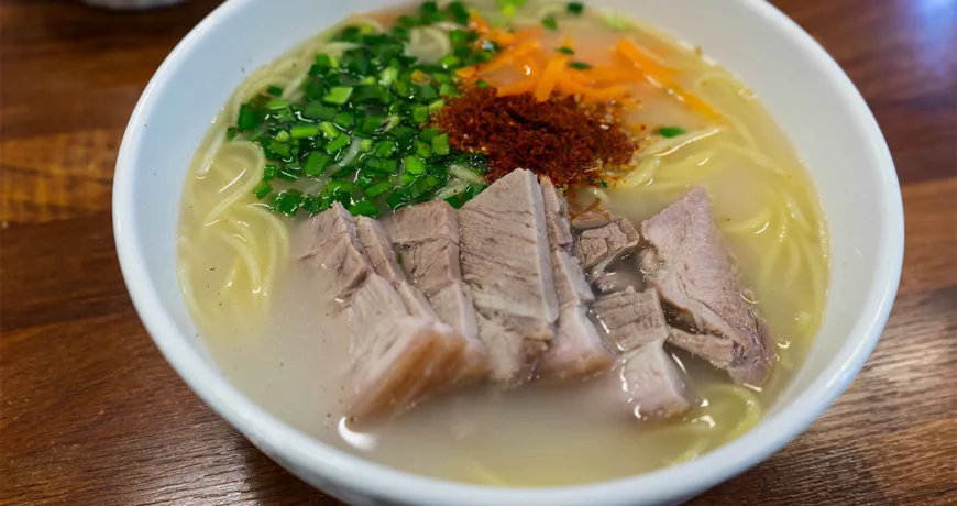 Gogiguksu || Pork Noodles, 猪肉汤面, 豬肉湯麵, 肉素麺, 고기국수 Gogiguksu || Pork Noodles, 猪肉汤面, 豬肉湯麵, 肉素麺, 고기국수 :: k food.market