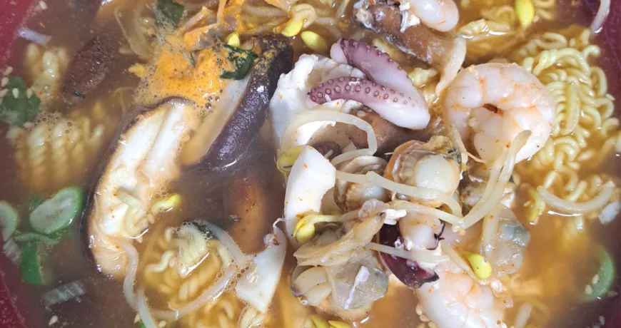 Haemullamyeon || Seafood Instant Noodles, 해물라면