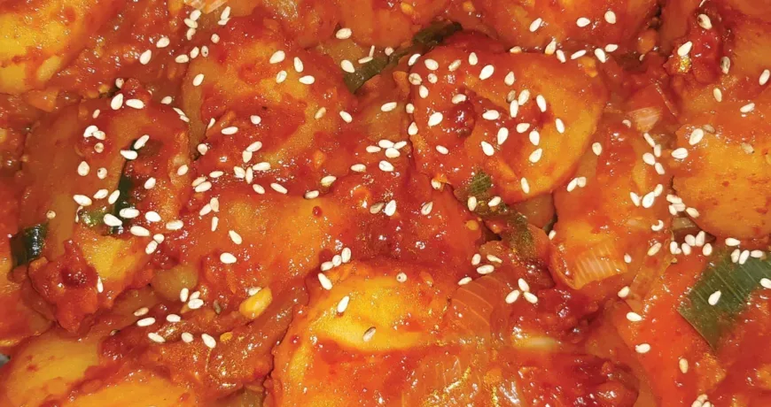 Gamjajorim || Braised Potatoes, 酱土豆, 醬土豆, じゃがいもの煮付け, 감자조림 Gamjajorim || Braised Potatoes, 酱土豆, 醬土豆, じゃがいもの煮付け, 감자조림