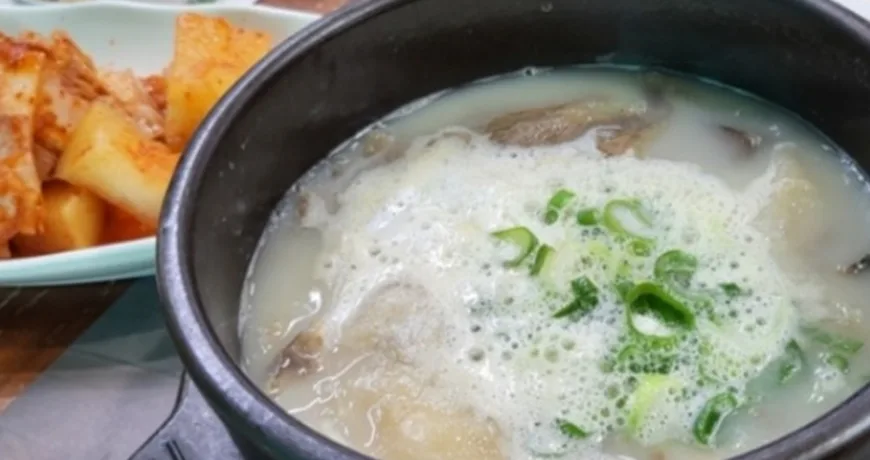 Doganitang || Ox Knee Soup, 牛膝骨汤, 牛膝骨湯, 牛の膝軟骨スープ, 도가니탕