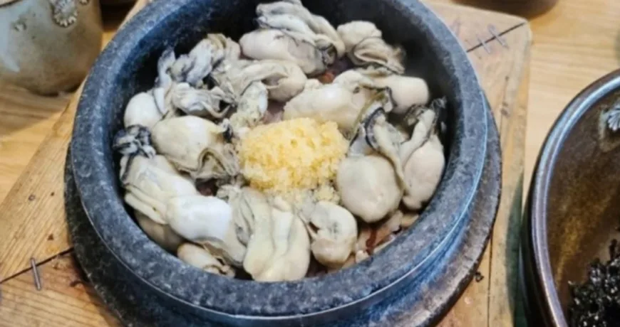 Gulbap || Oyster Rice, 牡蛎饭, 牡蠣飯, カキご飯, 굴밥 Gulbap || Oyster Rice, 牡蛎饭, 牡蠣飯, カキご飯, 굴밥