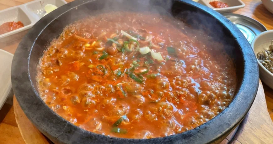 Saengmyeolchijorim || Braised Anchovies, 辣炖鲜鳀鱼, 辣燉鮮鳀魚, カタクチイワシの煮付け, 생멸치조림 Saengmyeolchijorim || Braised Anchovies, 辣炖鲜鳀鱼, 辣燉鮮鳀魚, カタクチイワシの煮付け, 생멸치조림 :: k food.market