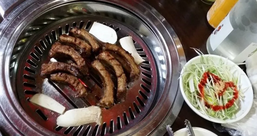 Deunggalbigui || Grilled Back Ribs, 烤脊排, 烤脊排, バックリプ焼き, 등갈비구이 :: k food.market