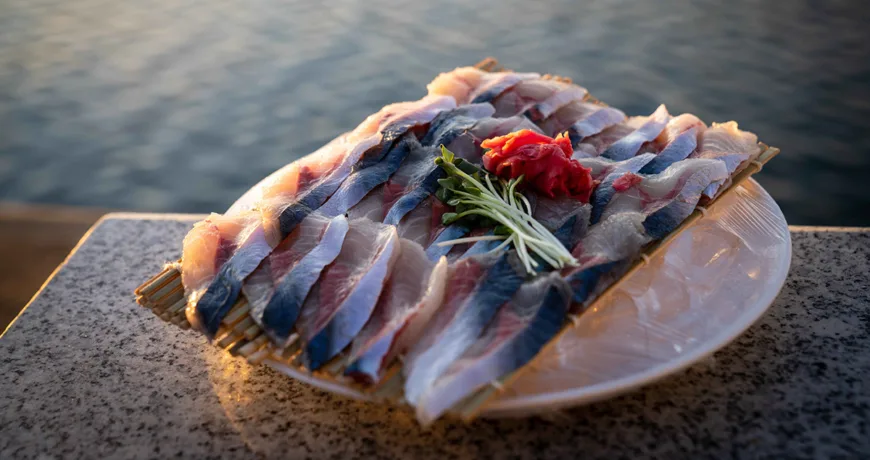 Godeungeohoe || Sliced Raw Mackerel, 고등어회 Godeungeohoe || Sliced Raw Mackerel, 고등어회