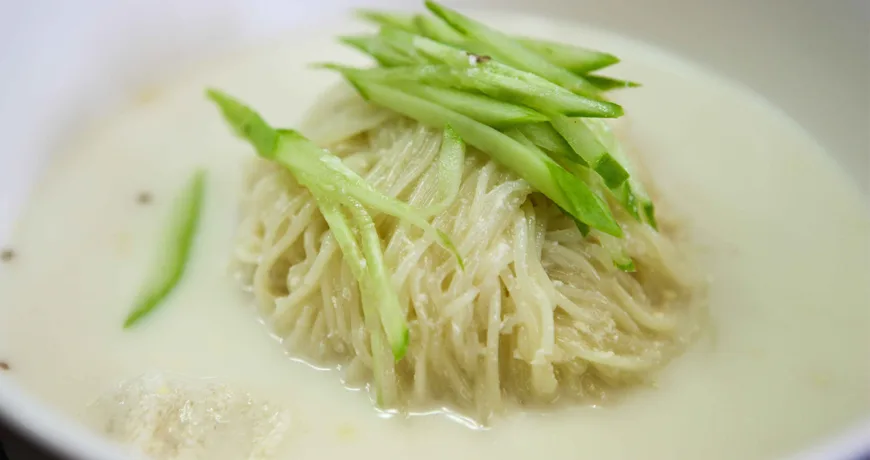 Jatguksu || Noodles In Cold Pine Nut Soup, 잣국수 Jatguksu || Noodles In Cold Pine Nut Soup, 잣국수