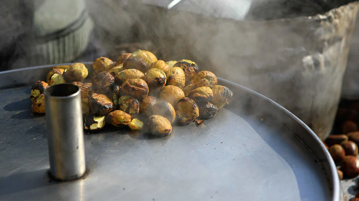 Roasted Chestnuts || 군밤 :: k-food.market