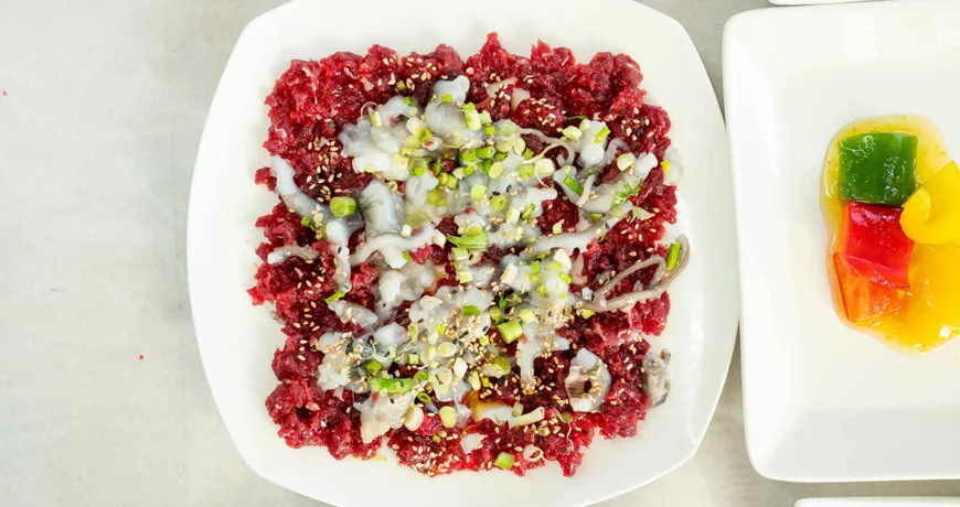 Nakjiyukhoetangtangi || Chopped Live Octopus and Beef Tartare, 낙지육회탕탕이 Nakjiyukhoetangtangi || Chopped Live Octopus and Beef Tartare, 낙지육회탕탕이 :: k food.market