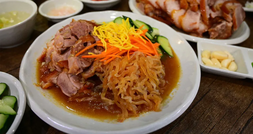 Naengchaejokbal || Chilled Pig’s Feet Salad, 凉拌酱猪蹄, 豬腳冷盤, 豚足冷菜, 냉채족발 Naengchaejokbal || Chilled Braised Pigs' Feet Salad, 냉채족발 :: k food.market