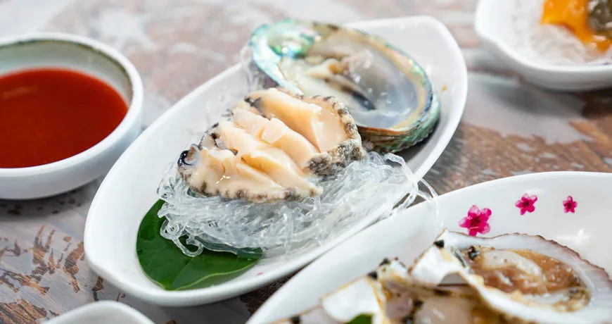 Jeonbokhoe || Abalone, 전복회 Jeonbokhoe || Abalone, 전복회 :: k food.market