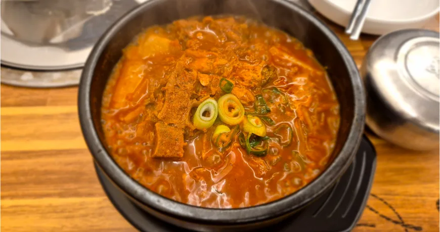 Mugeunjihaejangguk || Aged Kimchi Hangover Soup, 묵은지해장국 Mugeunjihaejangguk || Aged Kimchi Hangover Soup, 묵은지해장국 :: k food.market