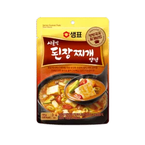 Sempio Country-Style Doenjang Jjigae Sauce 130g pouch with serving suggestion.